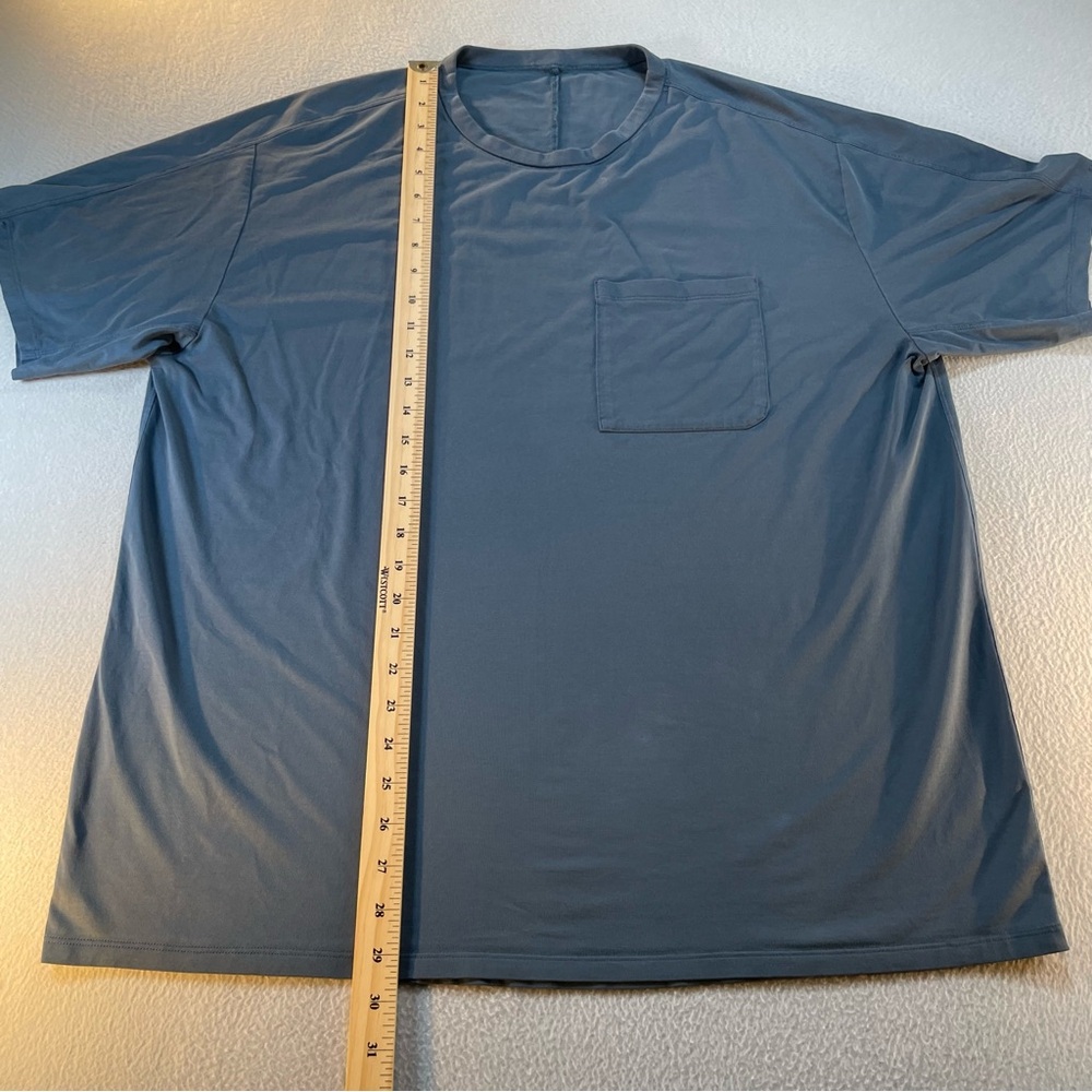 Lululemon Mens Activewear Chest Pocket T Shirt - Picture 8 of 9